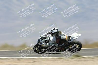 media/Apr-20-2025-CVMA (Sun) [[39090e8767]]/Race 9-Formula LW Twins Shootout/